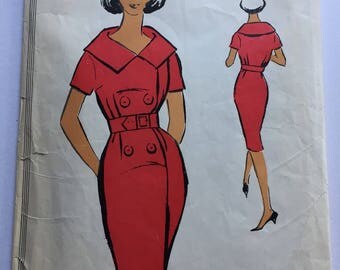 Fabulous 60's french vintage sewing pattern : Woman buttoned shirt with double collar - size 12 taille 40 "Patron modele 68022"