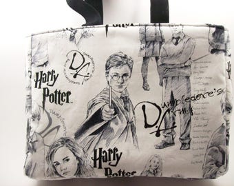 Harry Potter Insulated Lunch Bag,Great for Children or Adults,8" high,10" wide,width is 3 ", in 4 choices of fabric,Great for school.