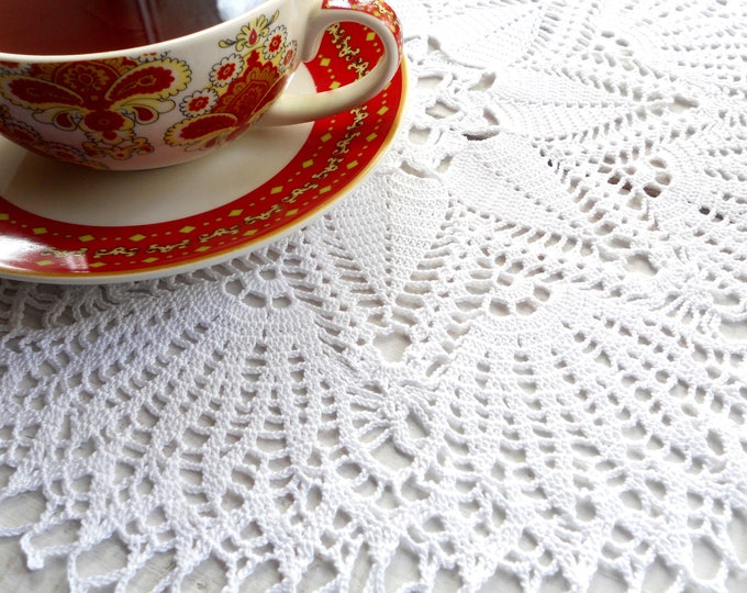 14 inch Doily, White Crochet Doily, White Lace Tablecloth, Crochet Cotton Table Decoration, Gift for Her, Christmas Gift, White Home Decor