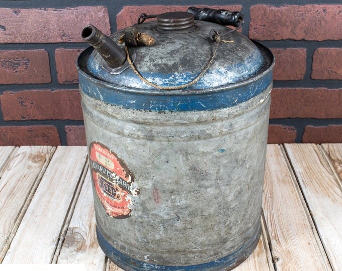 Antique Gas Oil Can | 2 Gallon | Reed Manufacturing Company | Vintage Petroliana