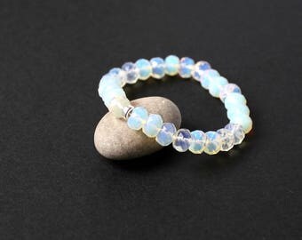 Yoga moonstone bracelet Moonstone birthday Good fortune jewelry Rainbow moonstone bracelet Silver bead bracelet Meditation yoga bracelet