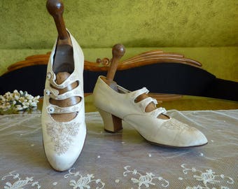 antique bridal shoes