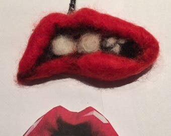 Logo design, print a photo or drawing on Merino Wool carded