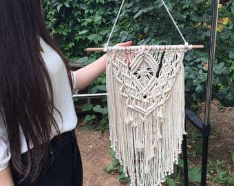 Macrame wall hanging,Hand made macrame, wall hanging,chic wall art,waeviing fiber art,hand made home decor,organic cotton,boho wall tpestry