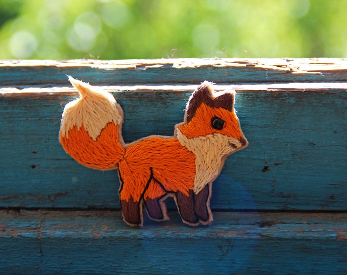 Embroidery Fox brooch Woodland animal brooch Animal miniature pin Fox jewelry Embroidered brooch Animal lover gift Fox lover gift for her