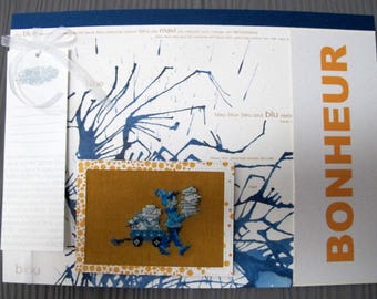 Table "mail" embroidered blue and mustard yellow