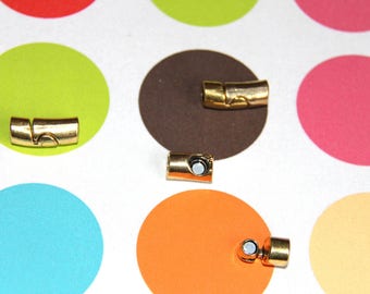 The Golden cord magnetic clasp