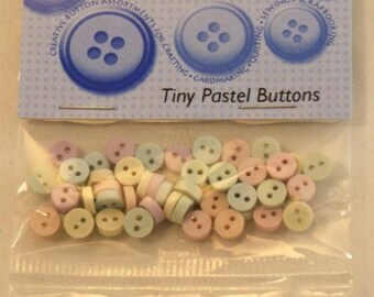 Novelty buttons - dressy or 40