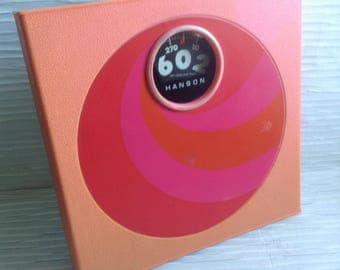 Mod Hanson Bathroom Scale. Mod, pop, Mid century, Danish Modern, Eames Panton era. Vintage 1960. Pink & Groovy