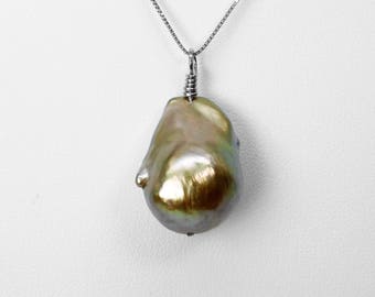 Chinese Kasumi Pearl Pendant in Silver, 22 x 16.7 mm