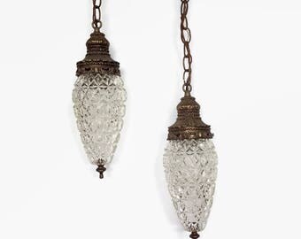 Hollywood Regency Swag Light, Double Globe Clear Pineapple Glass, Vintage Antique Brass Pendant Light Chandelier