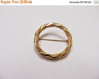 ON SALE MONET Twisted Circle Pin Item K # 481