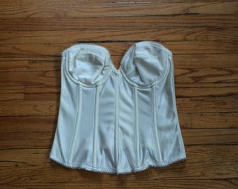 LOOK 654 GOLD BUSTIER