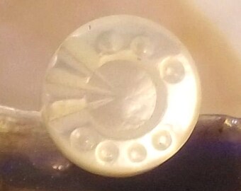 Vintage Small White Carved Mother of Pearl Waistcoat Button-Item# 620