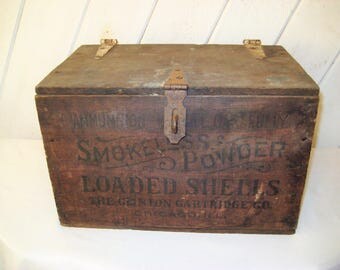 Antique ammunition box, gun powder box, rustic distressed, vintage advertising, hinged lid, vintage latch, ammo box, crate, made in USA