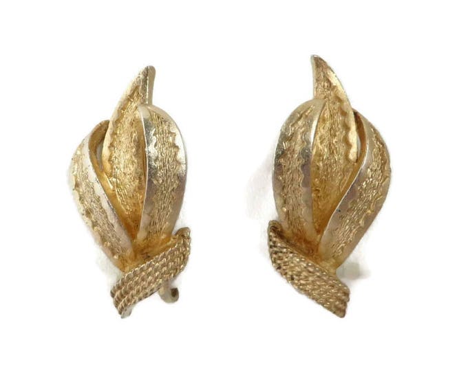 Vintage Coro Leaf Earrings - Coro Gold Tone Leaf Clip-on Earrings, Gift for Her, Gift Box