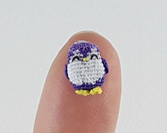 Penguin Frio Purple, Crochet Amigurumi Miniature