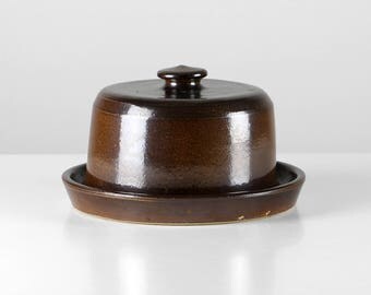 French cheese dome, French cheese cover, stoneware cheese plate, covered plate, brown ceramic France