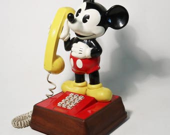 Vintage 1976 Mickey Mouse Push Button Touch Tone Telephone Disney