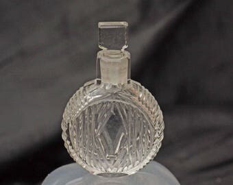 Nice little Victorian Perfume Bottle with ground glass stopper.