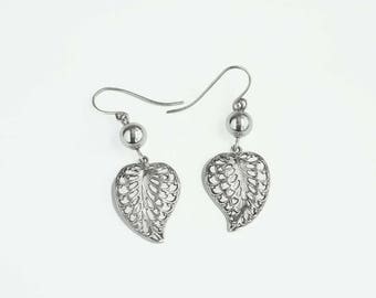 Pair Of Vintage Sterling Silver Open Work Leaf Dangle Earrings
