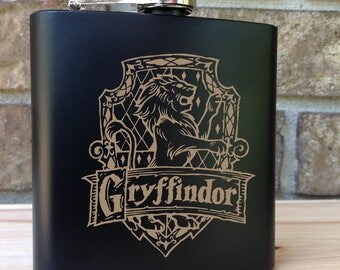 Gryffindor House Coat of Arms - Harry Potter Themed Engraved Single Flask - Wedding Gift - Bridal Gift - Grooms Gift - Birthday Gift - USA
