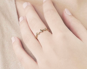 Gold Leaf Ring - Tree Branch Ring - Modern Minimalist Rings - Anillo Oro - Gold Plated Ring - Gold Ring Women - Leaf Ring - Tiny Leave Ring