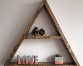 X large triangle shelf, triangle shelf, display shelf, etagère triangle, trialgle wall shelf, floating triangle shelf, genome, geometric she