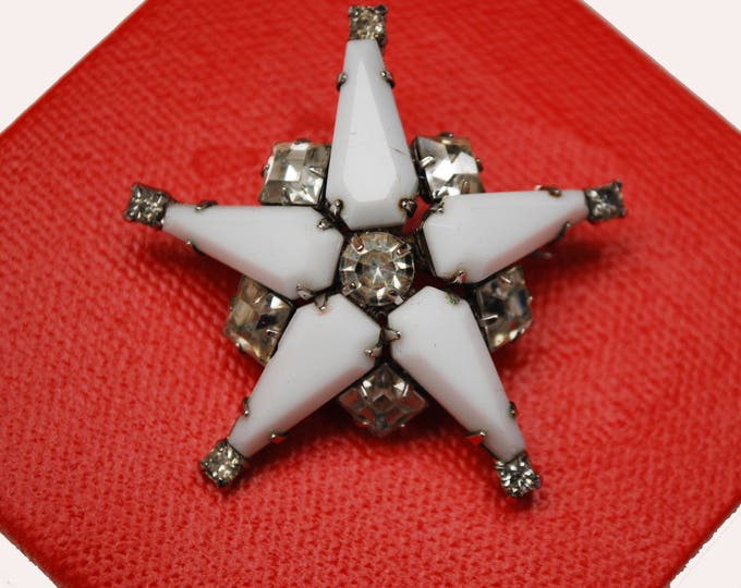 Bellini Star Brooch - Large White Milk Glass - Clear Rhinestone - Signed - 2 inches - Mid Century pin