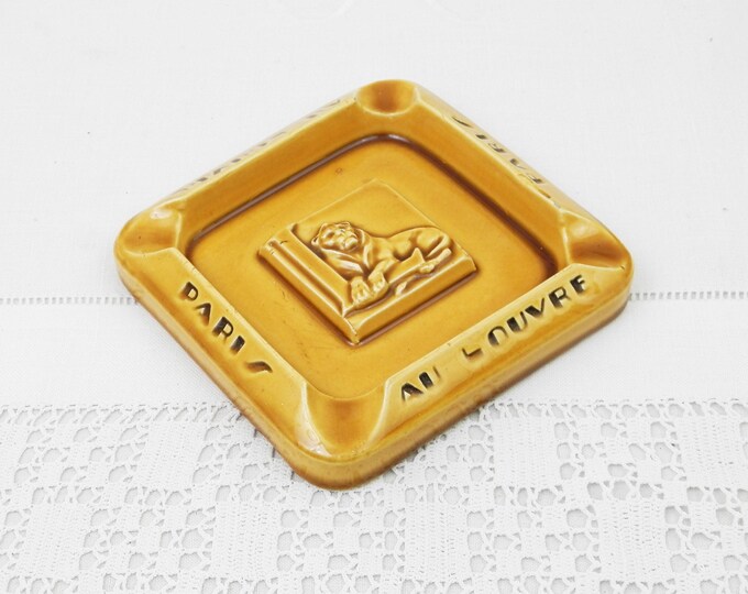 Antique Publicity Yellow Ceramic Ashtray for the Shop "Grand Magasin du Louvre" in Paris with a Lion Motif, Retro Parisian Home Decor