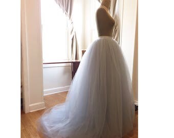 detachable train wedding skirt