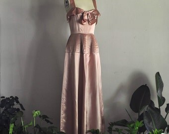 1940s dress | fleurs de cerisier | vintage rose gold satin gown
