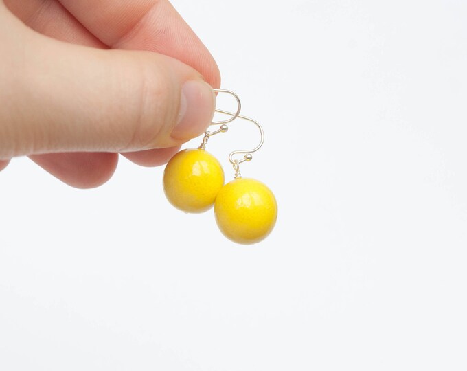 Yellow earrings, Canary yellow earrings, Yellow drop earrings, Yellow dangle earrings, Gelbe Ohrringe, Pendientes amarillos Orecchini gialli