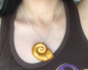 Ursula sea shell necklace