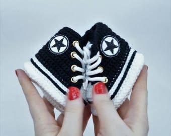 Black Baby Shoes Converse, Crochet Baby Converse, Baby Shower Gift, Baby Converse Slippers, Baby Sneakers, Hi Top Converse, Baby Booties
