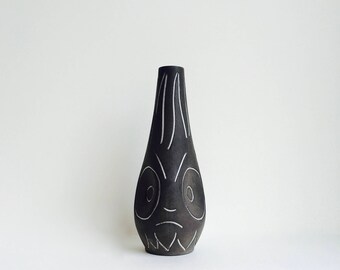 SALE Danish Art Pottery Helge Osterberg vintage mid century modern Scandinavian studio Pottery Sgraffito two faced design Vase