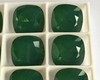 Lot de 4 cabochons cristaux Swarovski 4470 12mm à sertir Palace Green
