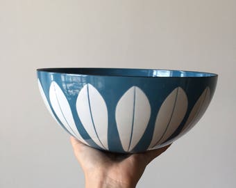 Catherineholm Light Blue Lotus Bowl 9.5"