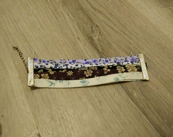Different color and pattern fabric bracelet