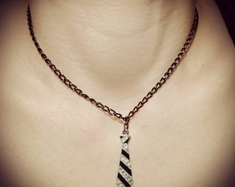 Chain charm tie style 50 shades of grey