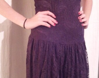 Long plum lace dress below the knees