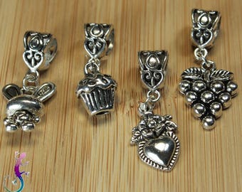 Set of 4 pendants charms