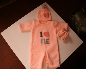 Combination + booties + hat for newborn/1 month salmon acrylic umon embroidered