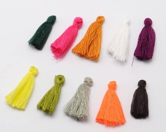 Set of 10 random color cotton yarn tassel