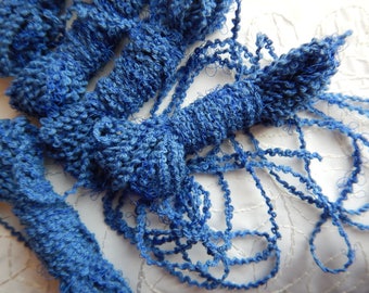 FANCY YARN SKEIN OF 5 M BLUE CURLS