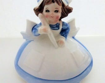 Vintage Lefton Figurine Nurse Holding a Thermometer #4704