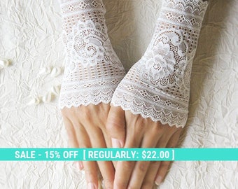 SUMMER SALE wedding lace gloves cuffs mittens ivory gloves 25% OFF free shipping