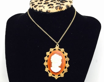Vintage Cameo pendant/matching necklace, Antique Gold Tone, Art Deco, item no. B095