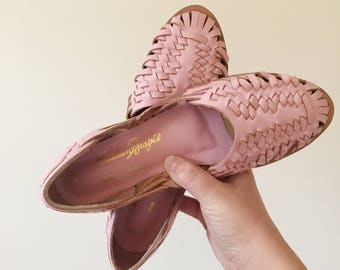 pink women's huaraches
