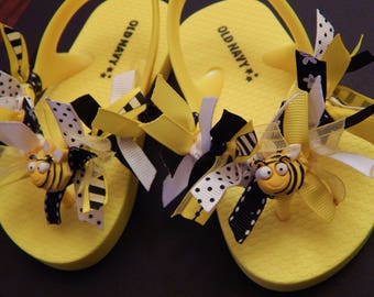 BUZZ INTO SUMMER---Bumble Bee Sandals for Toddler Girls
